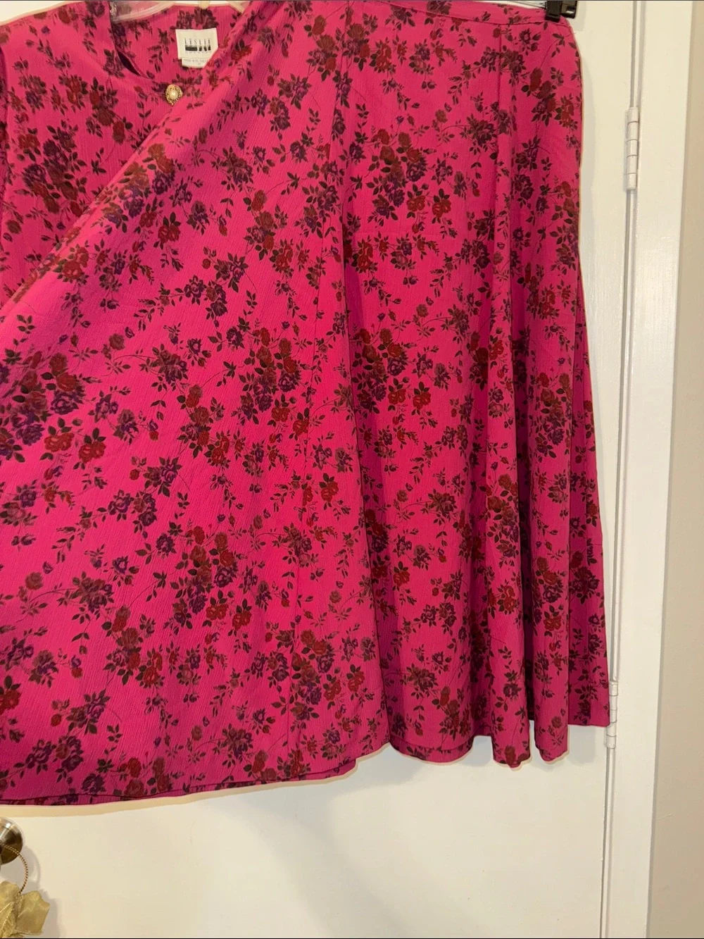 Vintage Leslie Fay Magenta Floral Two-Piece - Short Sleeve Top & Skirt